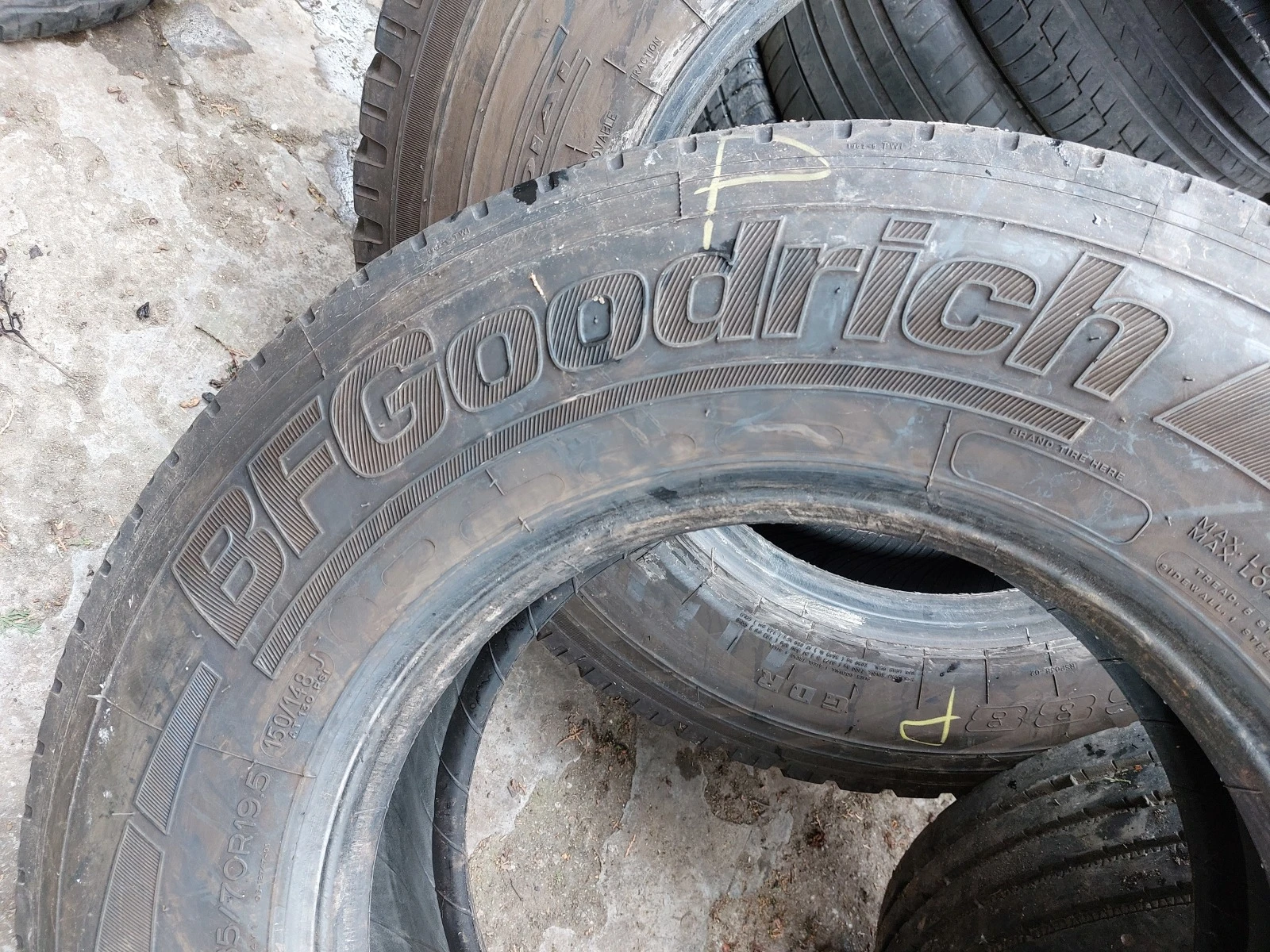 ���� 285/70R19.5 | Mobile.bg � ����������� 4