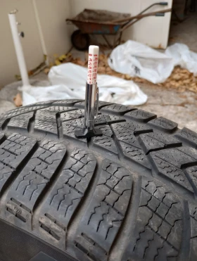 Гуми с джанти Pirelli 245/45R19, снимка 6 - Гуми и джанти - 47714396