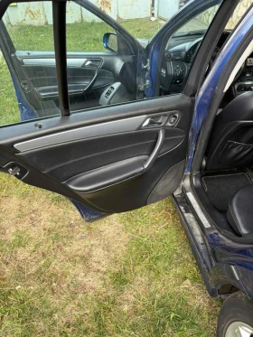 Mercedes-Benz C 200, снимка 9