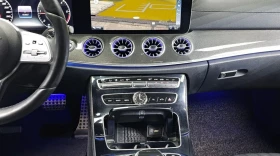 Mercedes-Benz CLS 300 AMG* HUD* AMBIENT* PANO* Крайна цена* , снимка 11