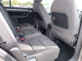 VW Touran 1.9TDI, снимка 9