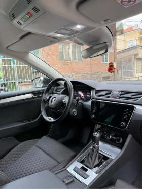Skoda Superb Matrix / Digital Dash / DSG, снимка 12