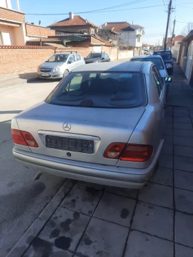 Mercedes-Benz E 230, снимка 2