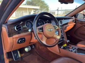Bentley Mulsanne * 4dr Sdn * PANO* KEYLESS* ПОДГРЕВ*  - 57000 € / 111482.31 лв. - 86031808 5
