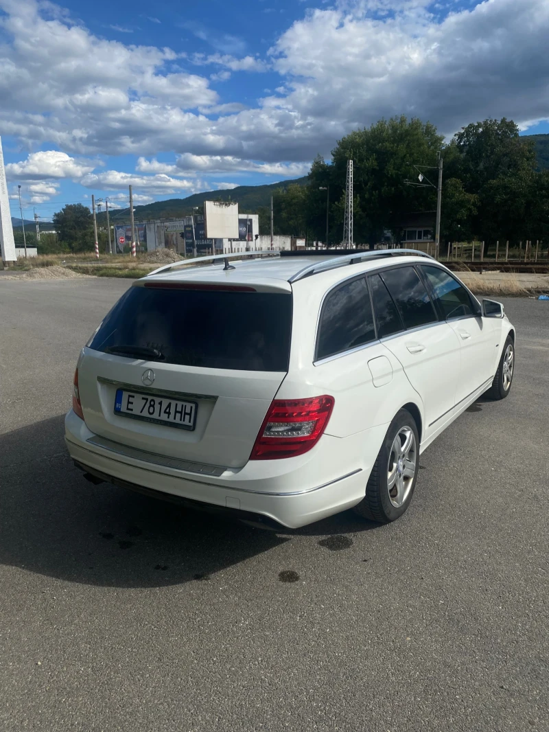 Mercedes-Benz C 200 7G Tronic/Pano, снимка 4 - Автомобили и джипове - 47248403