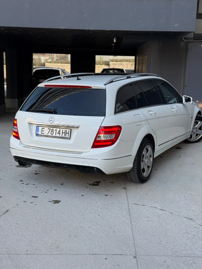 Mercedes-Benz C 200 7G Tronic/Pano, снимка 4 - Автомобили и джипове - 47248403