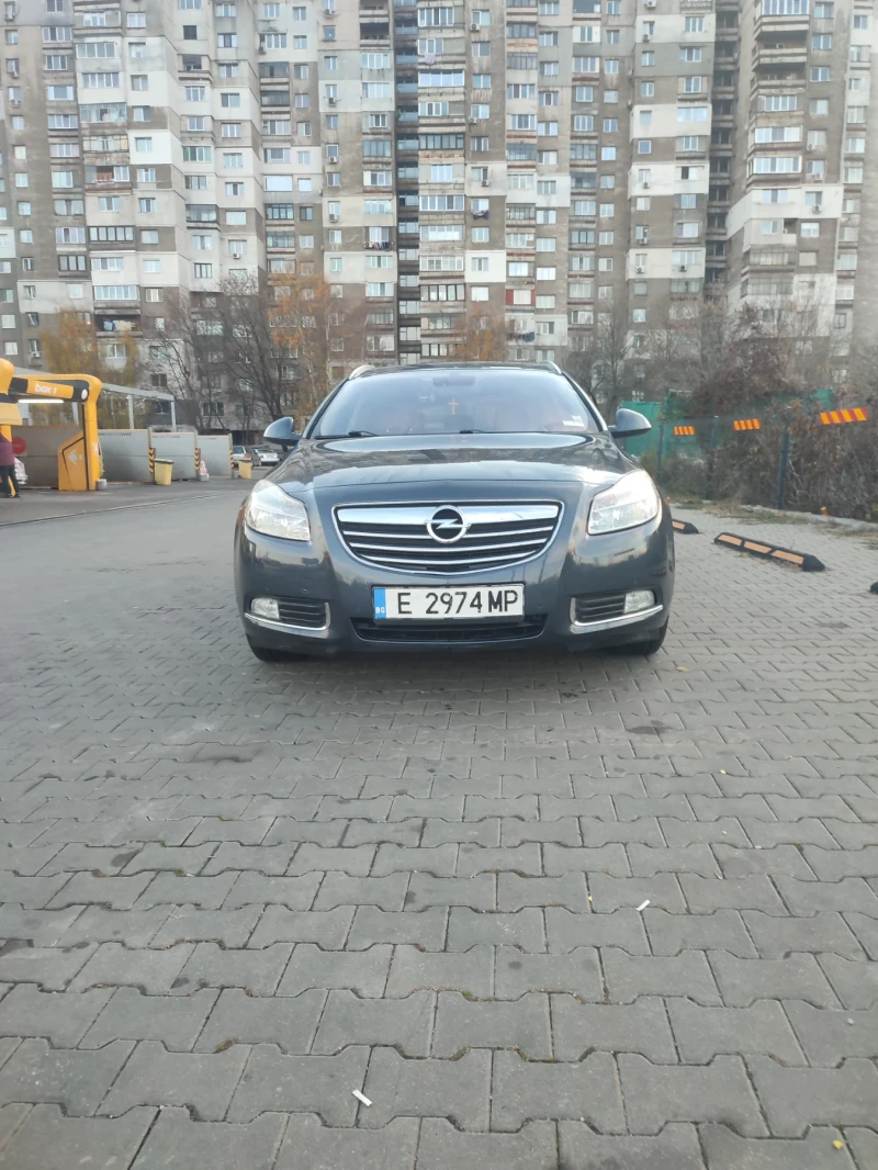 Opel Insignia 1.6 Турбо с газов инжекцион , снимка 1 - Автомобили и джипове - 47984086