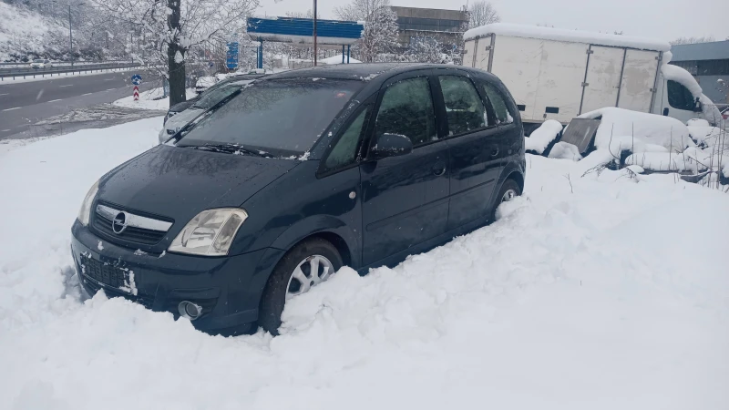 Opel Meriva 1.8 бензин, снимка 3 - Автомобили и джипове - 48683446