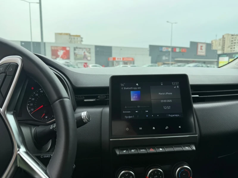 Renault Clio Zen TCe 100 LPG BVM, Turbo, снимка 15 - Автомобили и джипове - 50748342