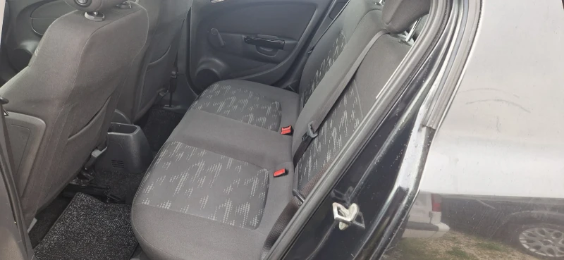 Opel Corsa 1.3 CDTI-NAVI-FACELIFT EURO 5B, снимка 13 - Автомобили и джипове - 49672048