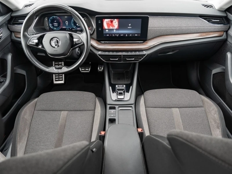 Skoda Octavia SCOUT/200HP/2.0TDI/DSG/4X4/CAM/KEY-LESS/402v, снимка 9 - Автомобили и джипове - 50257761