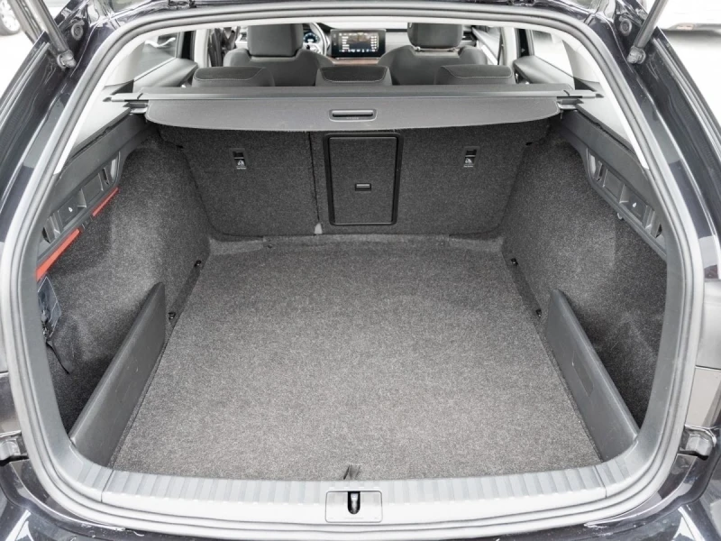 Skoda Octavia SCOUT/200HP/2.0TDI/DSG/4X4/CAM/KEY-LESS/402v, снимка 7 - Автомобили и джипове - 50257761