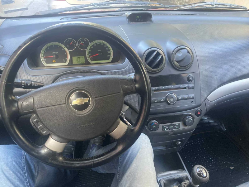 Chevrolet Aveo, снимка 8 - Автомобили и джипове - 52466132