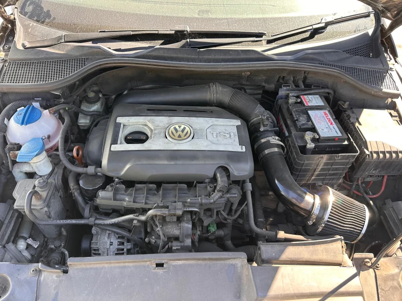 VW Scirocco 2.0tsi dsg, снимка 5 - Автомобили и джипове - 51899839