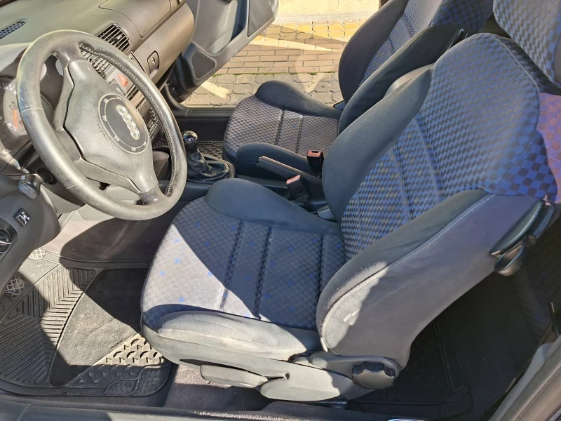 Audi A3 1.6 Бензин -Газ , снимка 10 - Автомобили и джипове - 52110446