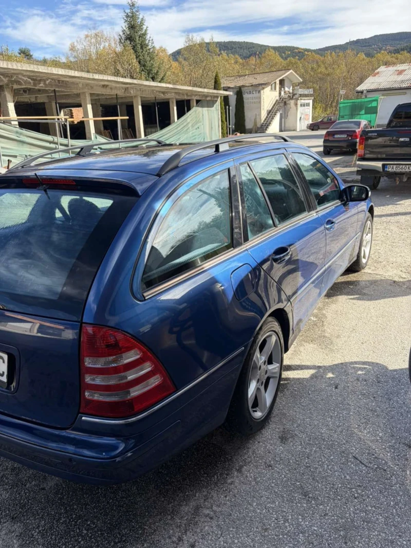 Mercedes-Benz C 200, снимка 16 - Автомобили и джипове - 52184810