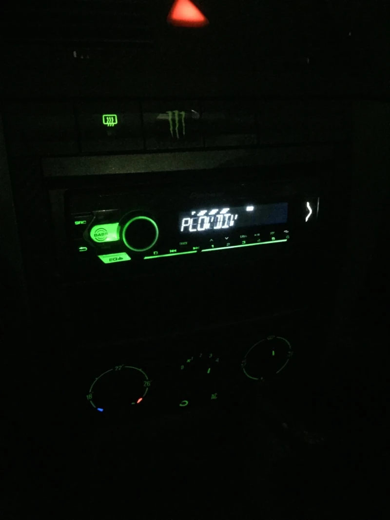 Skoda Fabia, снимка 6 - Автомобили и джипове - 52394569