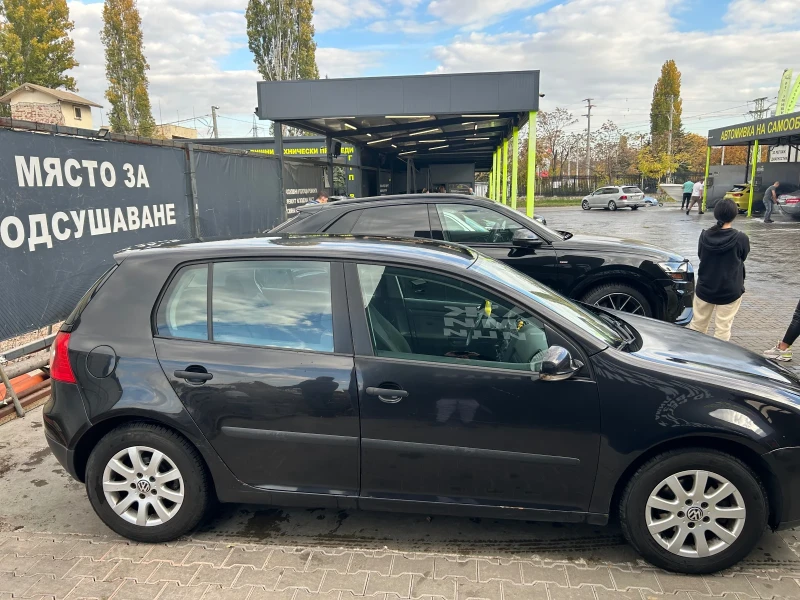 VW Golf, снимка 4 - Автомобили и джипове - 52393972