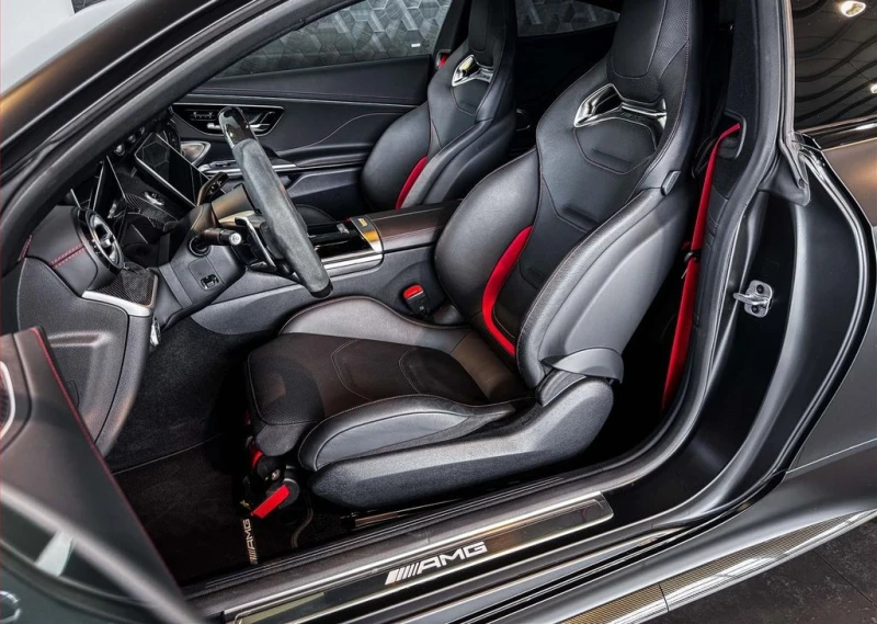 Mercedes-Benz CLE 53 AMG 4Matic+ , снимка 6 - Автомобили и джипове - 52490966