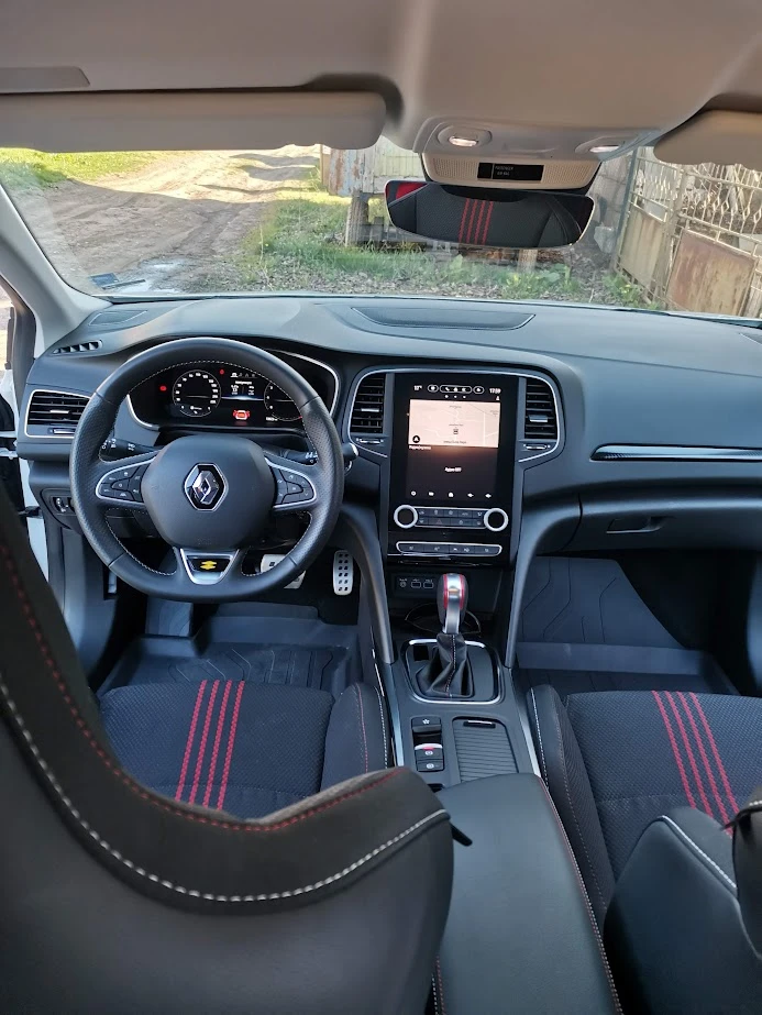 Renault Megane IV GRANDTOUR R.S.LINE TCe 160 - изображение 8