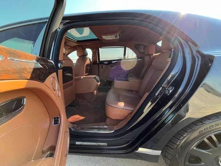 Bentley Mulsanne * 4dr Sdn * PANO* KEYLESS* ПОДГРЕВ* , снимка 10 - Автомобили и джипове - 54039000