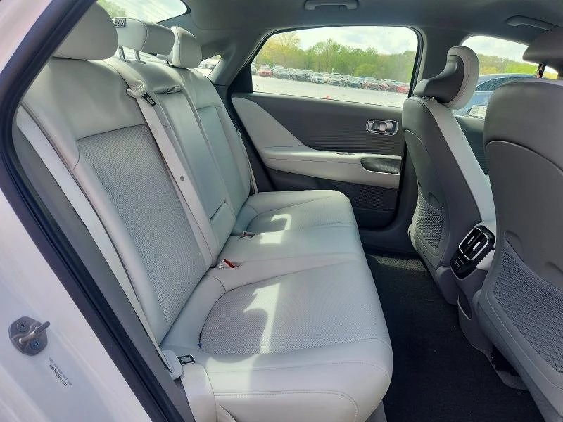 Hyundai Ioniq 6 SEL AWD| DISTRONIC| �����| KEYLESS | Mobile.bg � ����������� 10