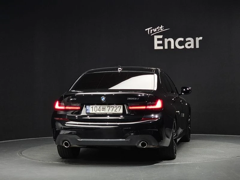 BMW 320 320d xDrive M Sport| 190к.с.| ВКЛ.ТЕХНОТЕСТ, снимка 4 - Автомобили и джипове - 55725872
