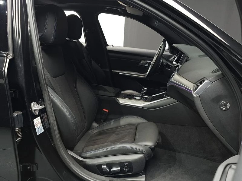BMW 320 320d xDrive M Sport| 190к.с.| ВКЛ.ТЕХНОТЕСТ, снимка 10 - Автомобили и джипове - 55725872