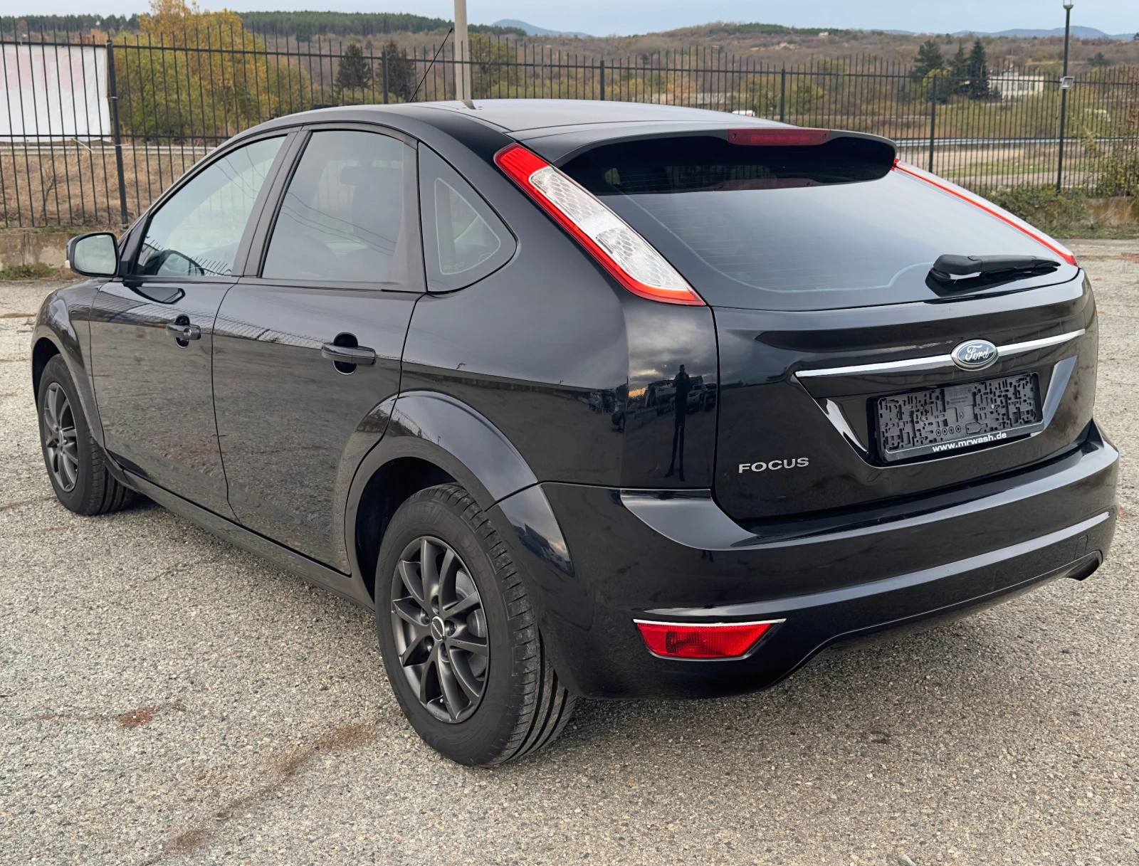 Ford Focus 1.6 Edition - изображение 5