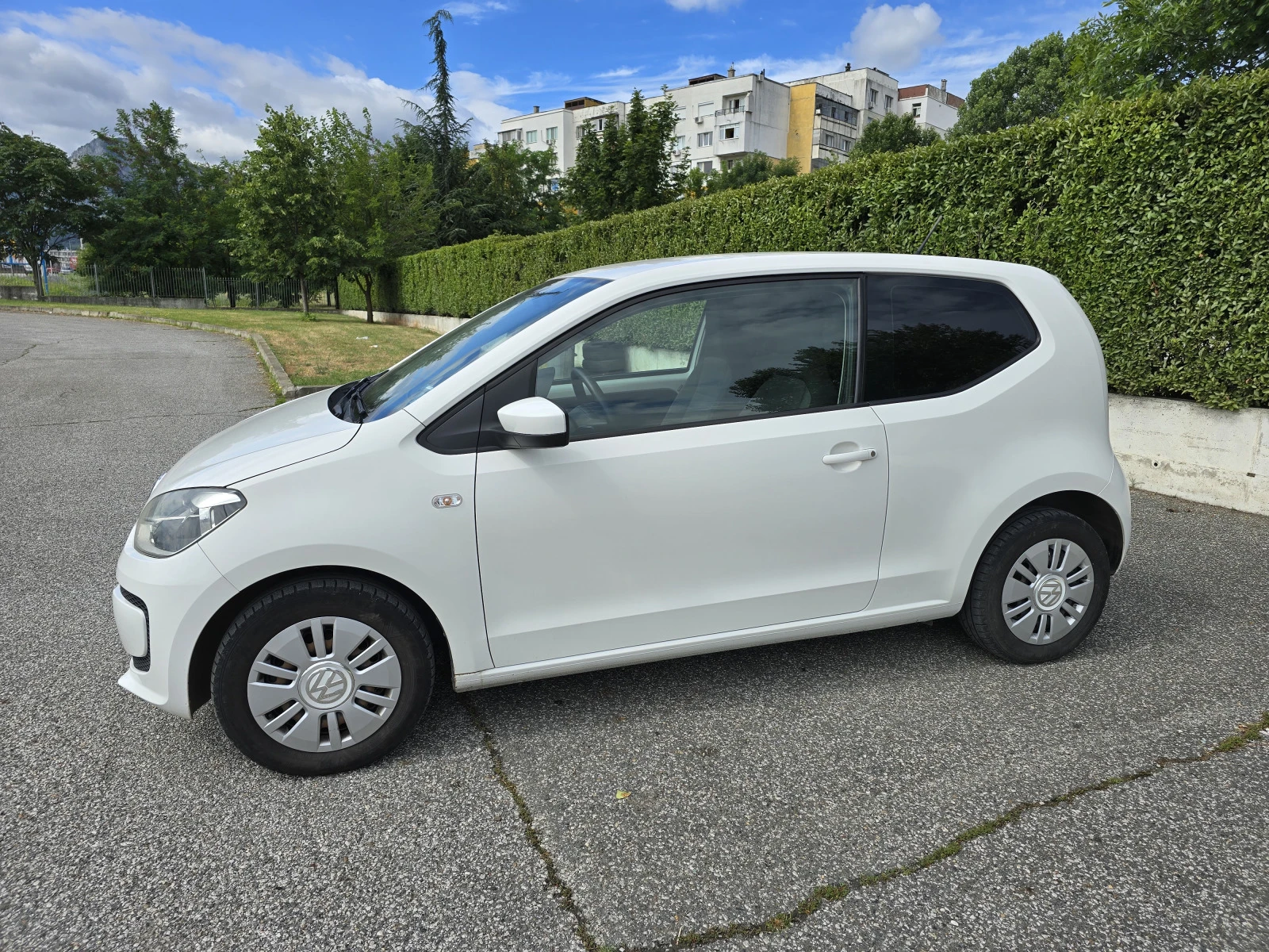 VW Up 1.0 MPI метан и газ - изображение 2