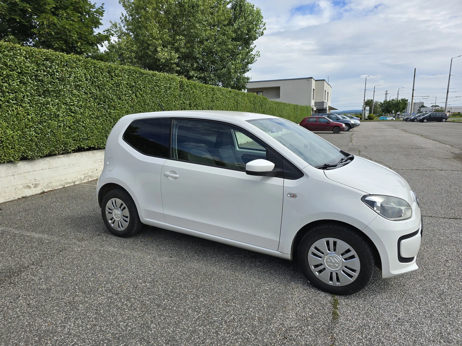 VW Up 1.0 MPI метан и газ - изображение 3