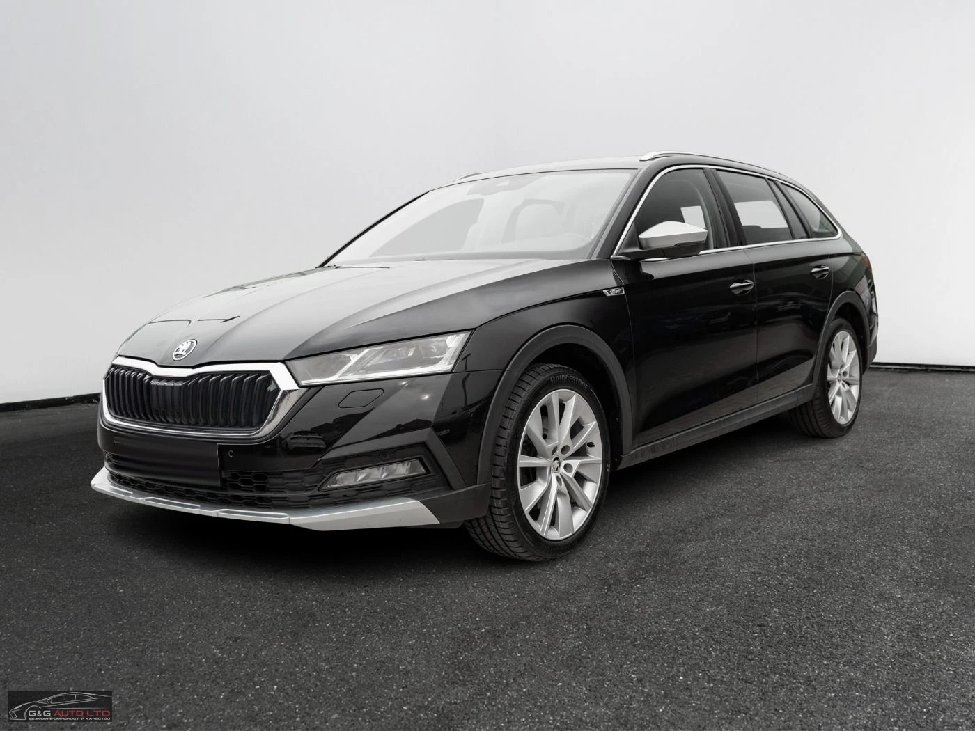 Skoda Octavia SCOUT/200HP/2.0TDI/DSG/4X4/CAM/KEY-LESS/402v | Mobile.bg   1