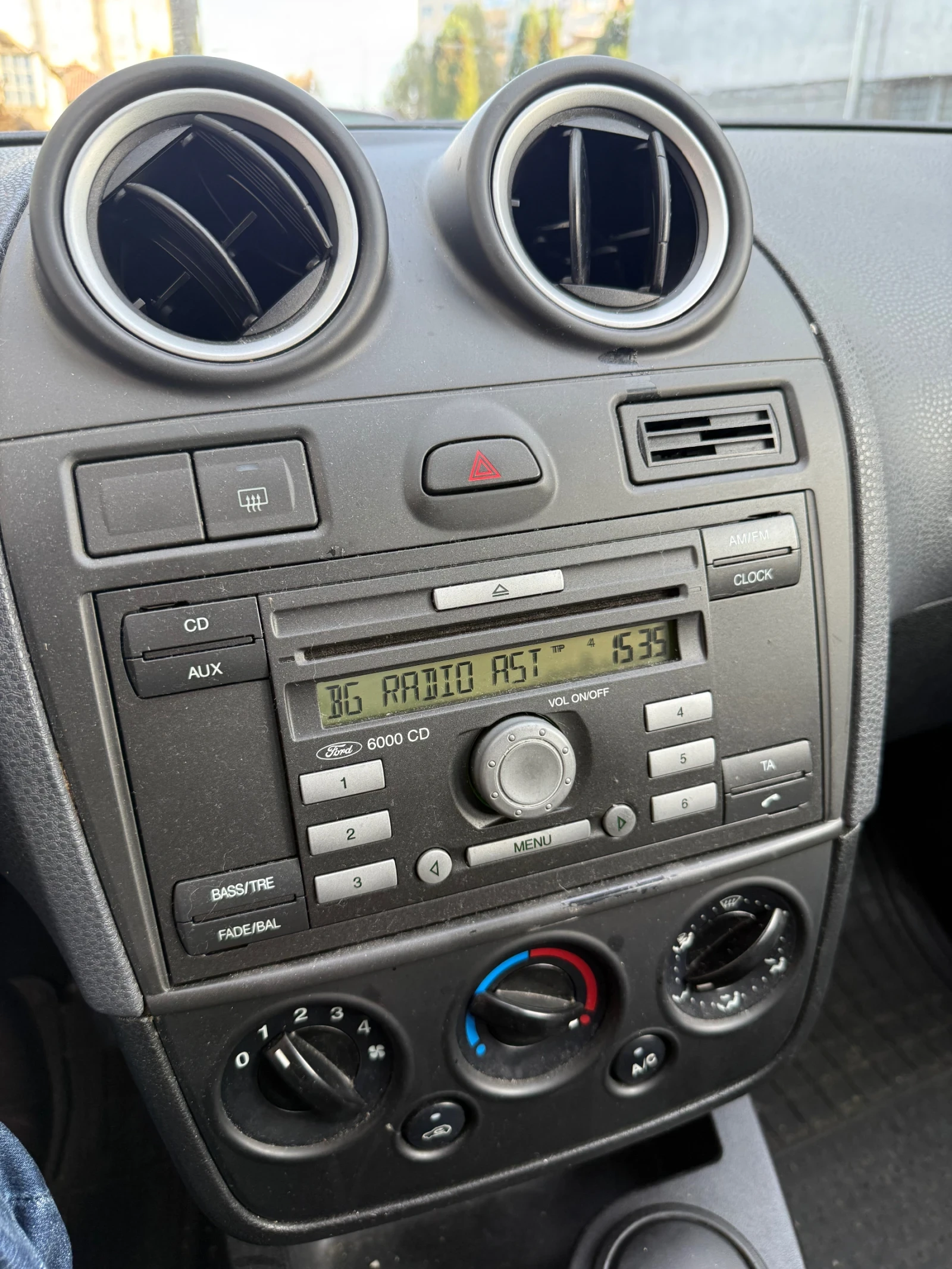 Ford Fiesta | Mobile.bg   11