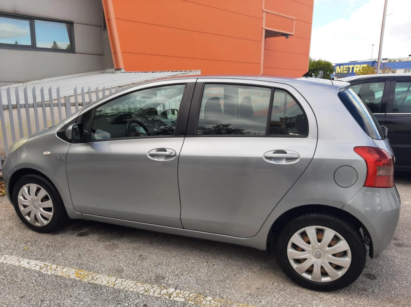 Toyota Yaris, снимка 4 - Автомобили и джипове - 53767101