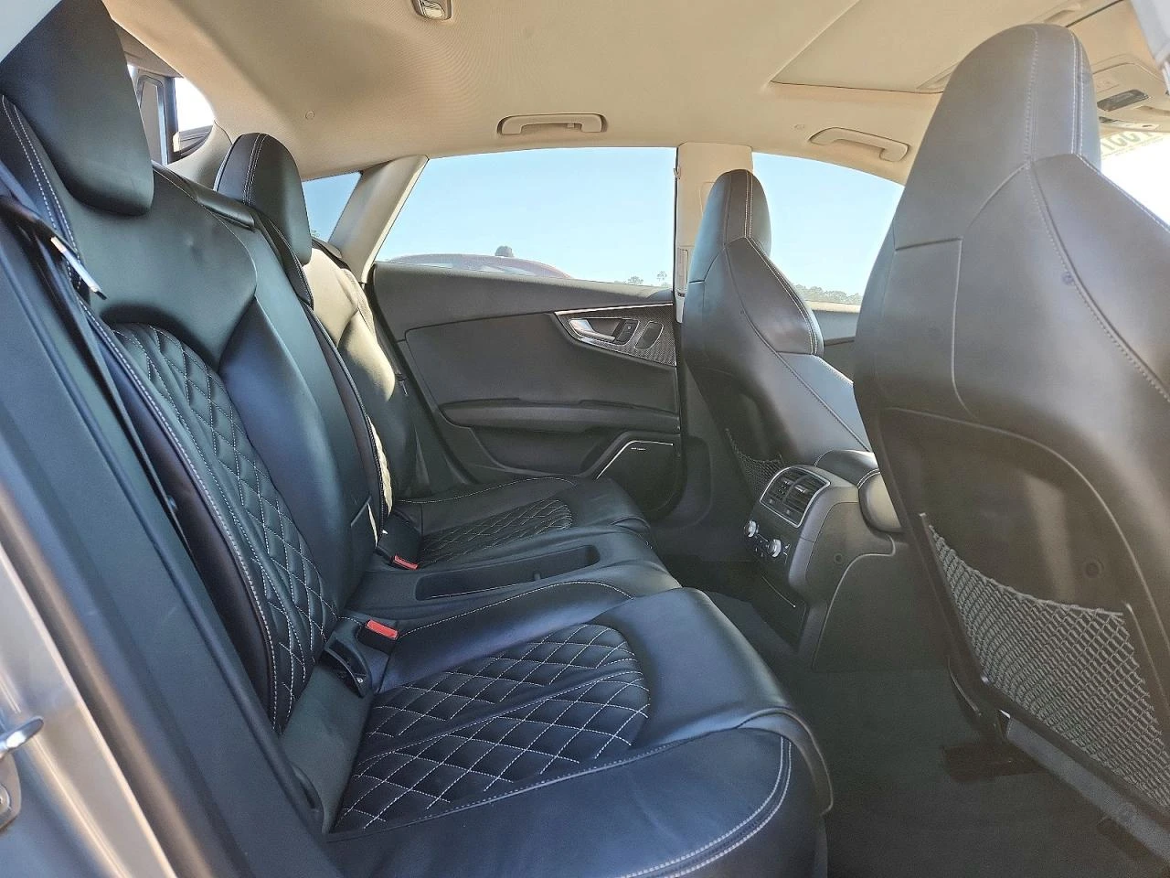 Audi S7 FULL* LED* BANG* OLUFSEN* ДИСТРОНИК* ПОДГРЕВ* КАМЕ, снимка 10 - Автомобили и джипове - 53963198