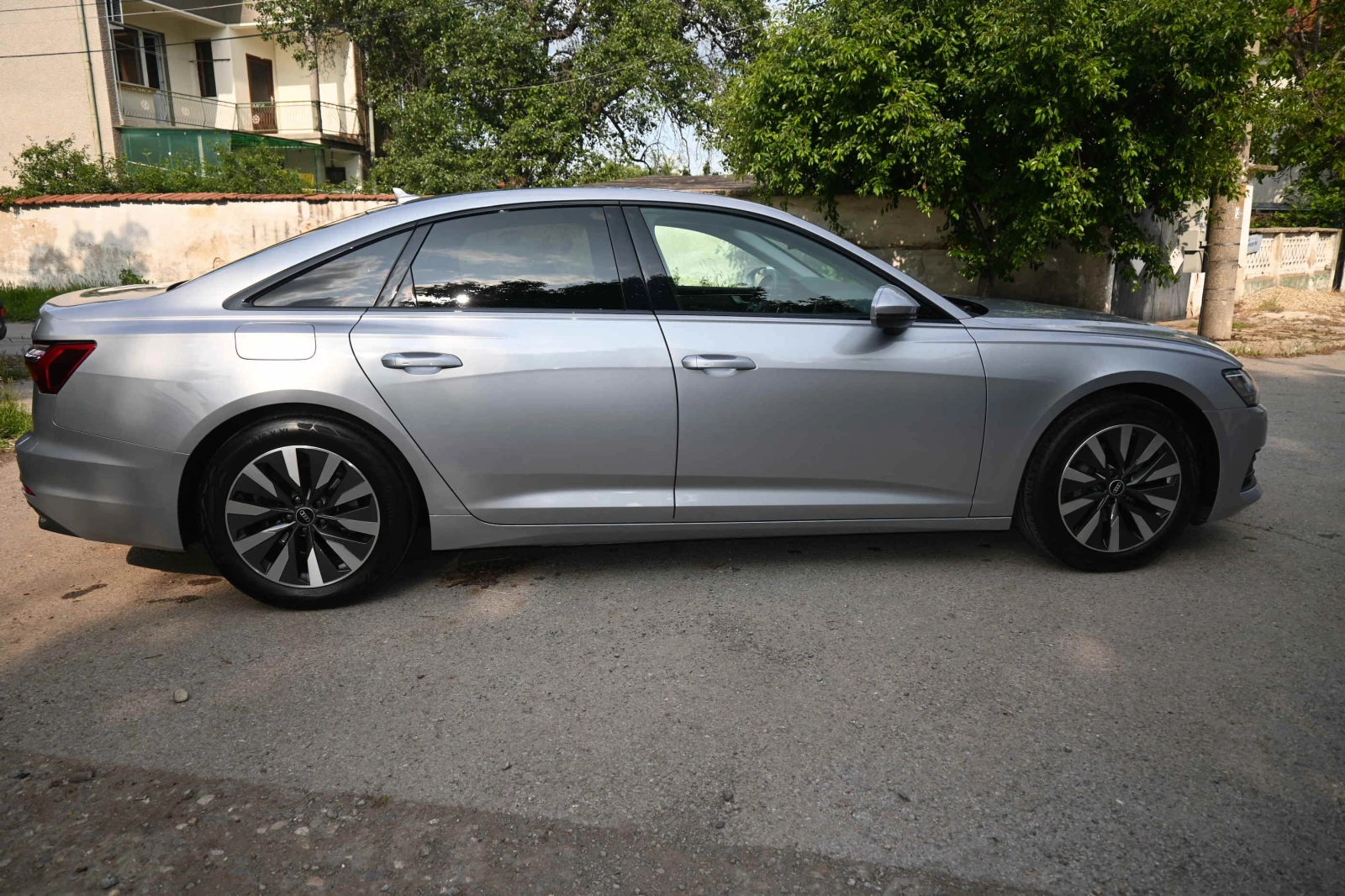 Audi A6 C8 Quattro, снимка 7 - Автомобили и джипове - 54372355
