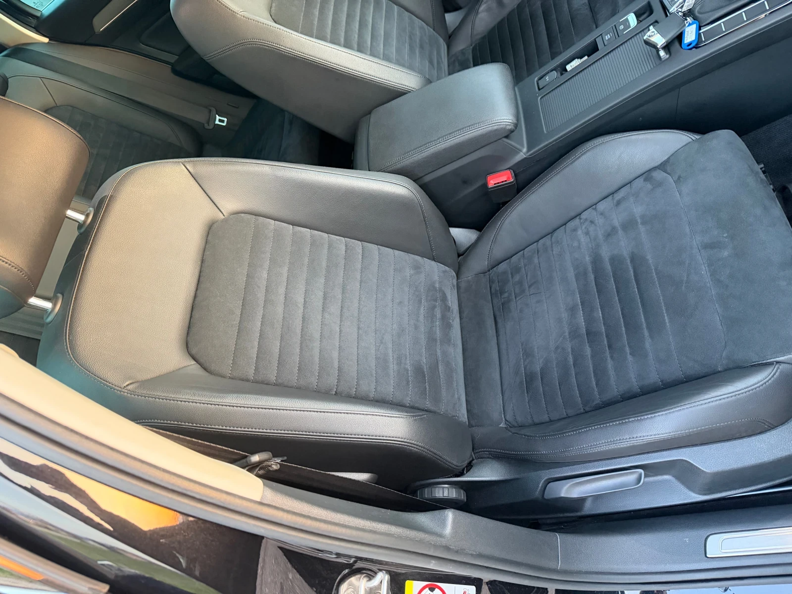 VW Passat 2.0TDI 190HP R-line DSG , снимка 7 - Автомобили и джипове - 54416861