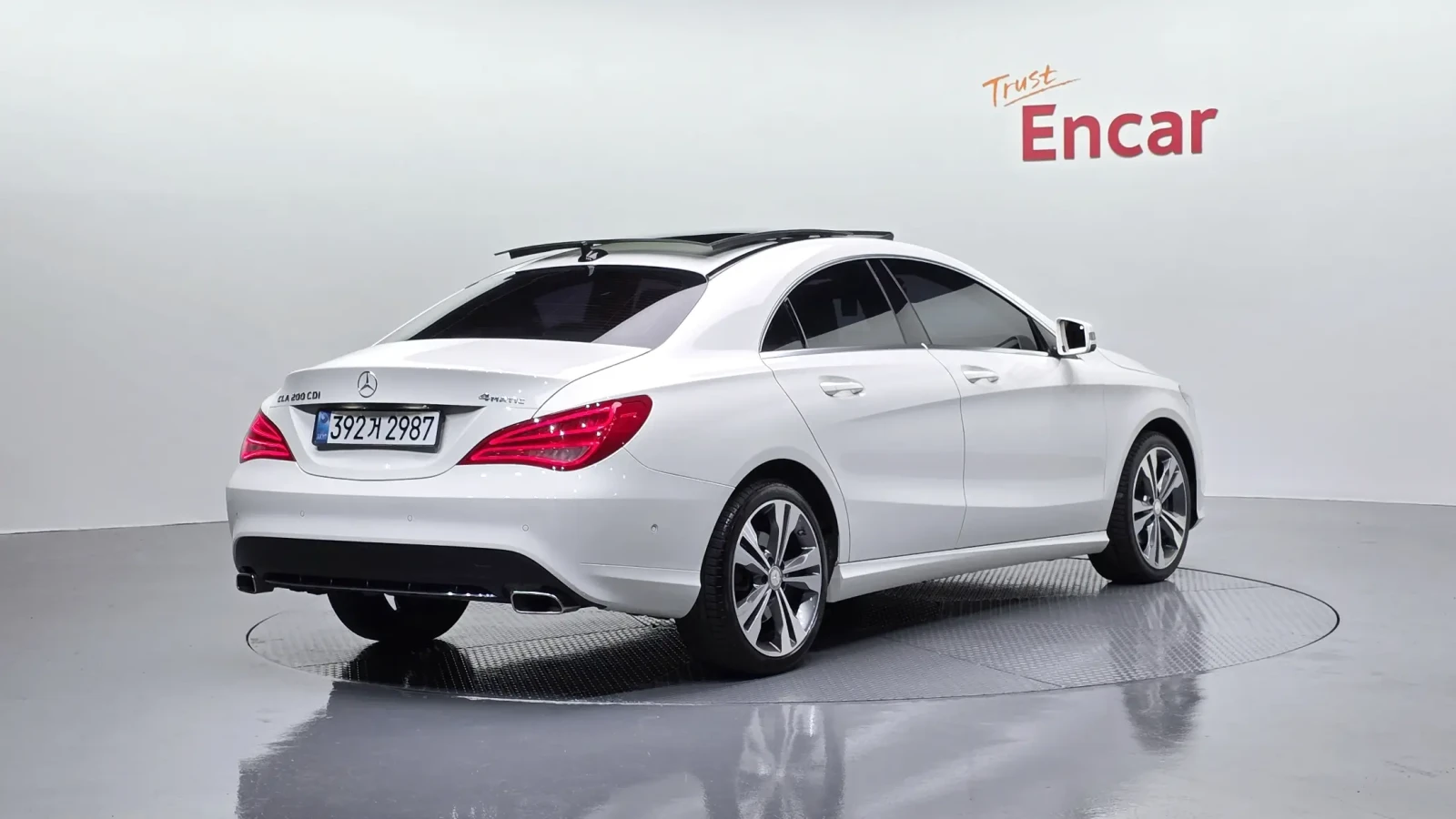 Mercedes-Benz CLA 200 4 MATIC* 64.421 KM* КРАЙНА ЦЕНА , снимка 4 - Автомобили и джипове - 54429082