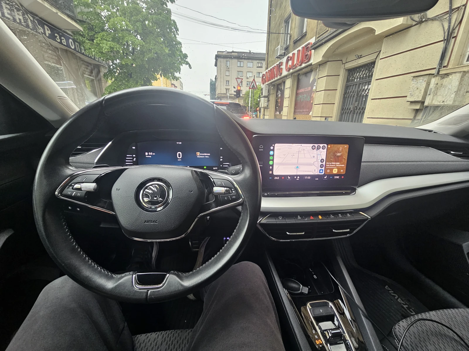 Skoda Octavia 1.5 e-tec, снимка 16 - Автомобили и джипове - 54597581