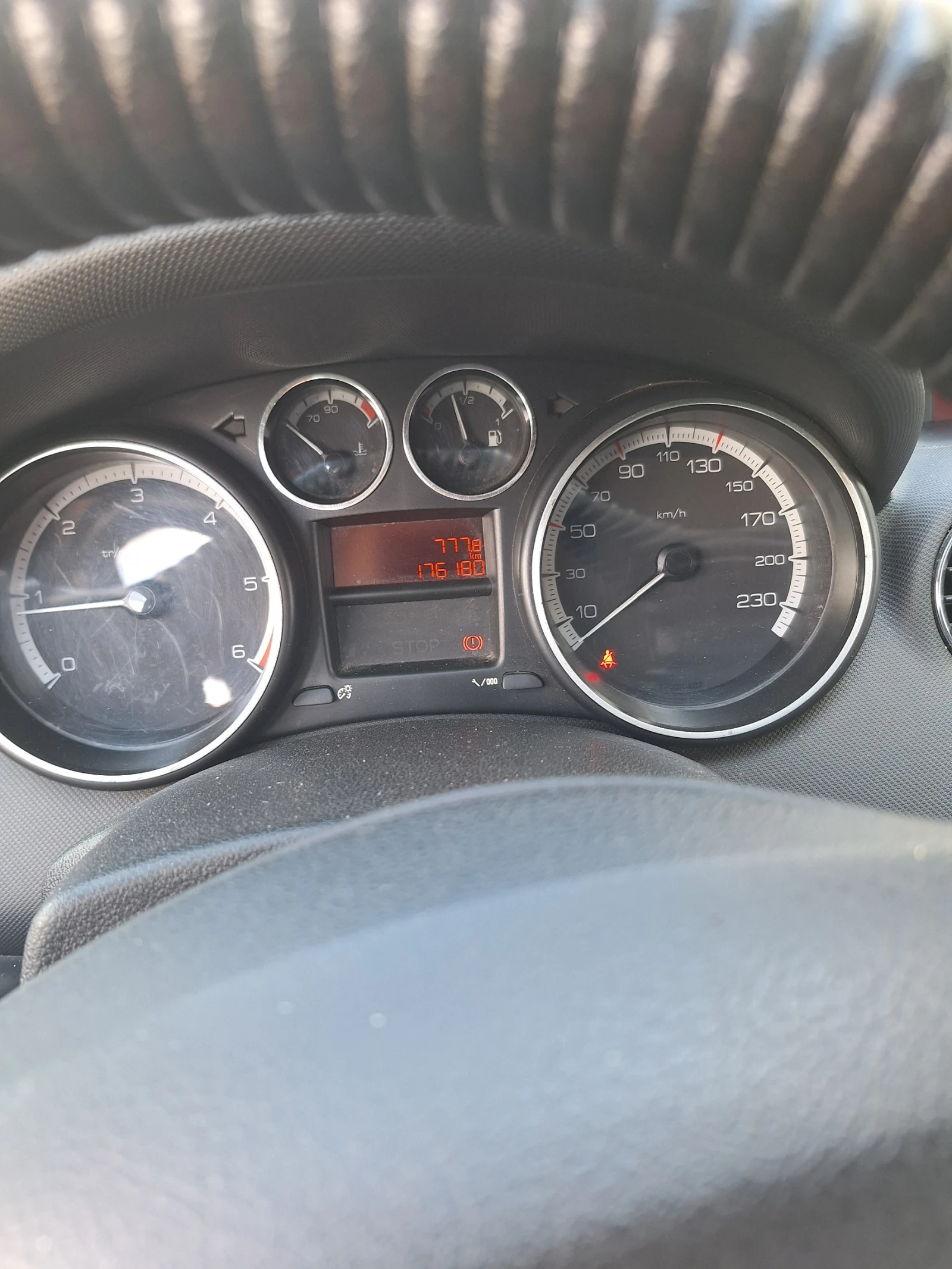 Peugeot 308 SW, снимка 3 - Автомобили и джипове - 54944466