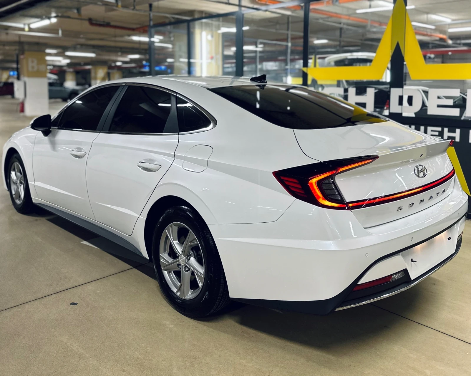 Hyundai Sonata DN8 2.0 LPi Smart, снимка 4 - Автомобили и джипове - 55725979