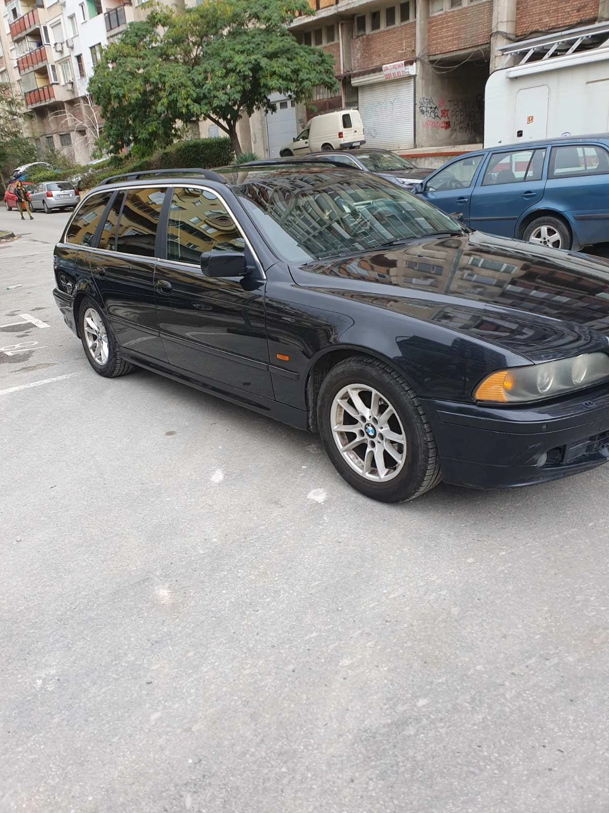 BMW 525, снимка 4 - Автомобили и джипове - 56139228