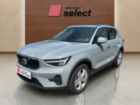 Volvo XC40 2.0 B3, снимка 1