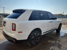 Rolls-Royce Cullinan Starlight* Flagbearer* Каляска* V12* Телевизори* , снимка 3
