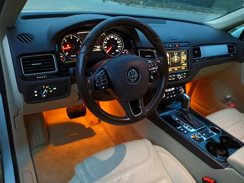 VW Touareg ТОП!СОБСТВЕН ЛИЗИНГ!, снимка 15 - Автомобили и джипове - 49550667