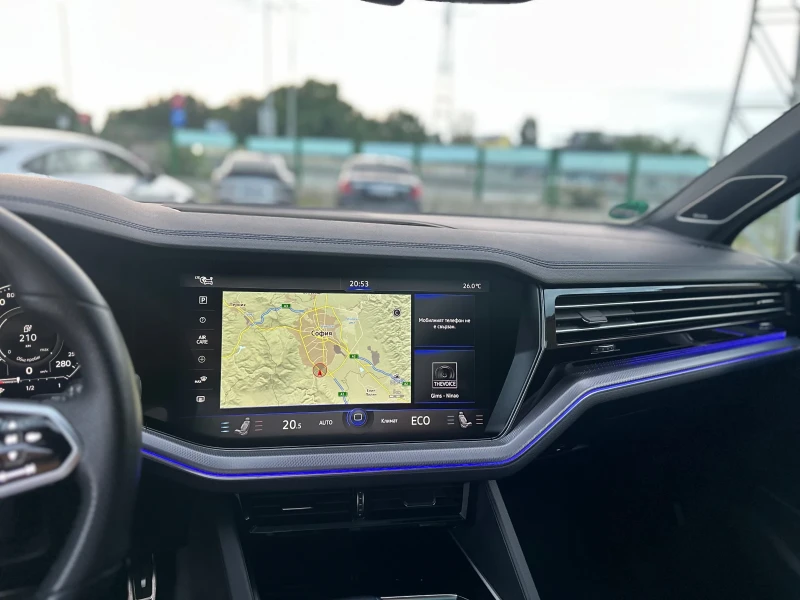 VW Touareg R-LINE EHYBRID 462hp, снимка 11 - Автомобили и джипове - 50621102