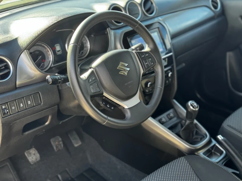 Suzuki Vitara 1.0i BOOSTERJET/Камера/Подгреви/Еuro6, снимка 11 - Автомобили и джипове - 52409435