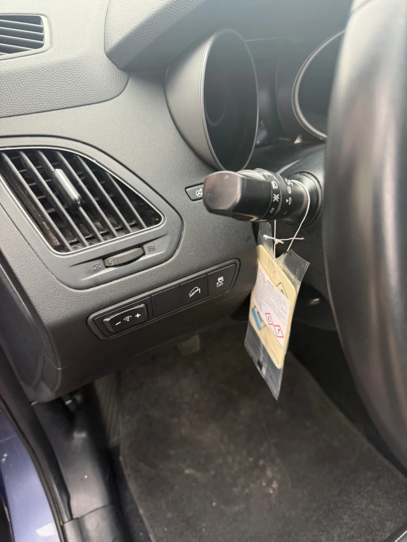 Hyundai IX35 1.7, снимка 14 - Автомобили и джипове - 52841940