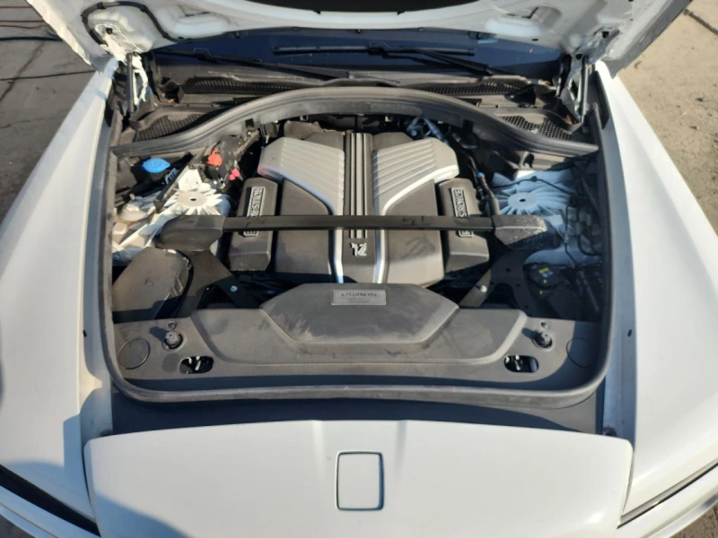 Rolls-Royce Cullinan Starlight* Flagbearer* Каляска* V12* Телевизори* , снимка 12 - Автомобили и джипове - 53287126