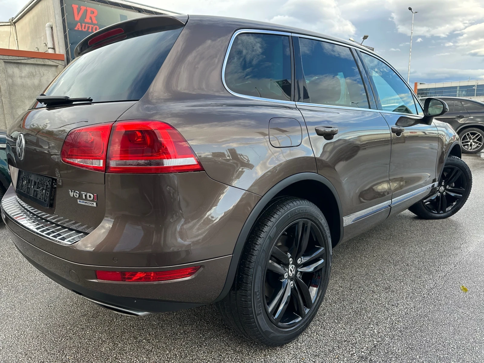 VW Touareg 3, 0tdi Exlusive SPORT | Mobile.bg   6